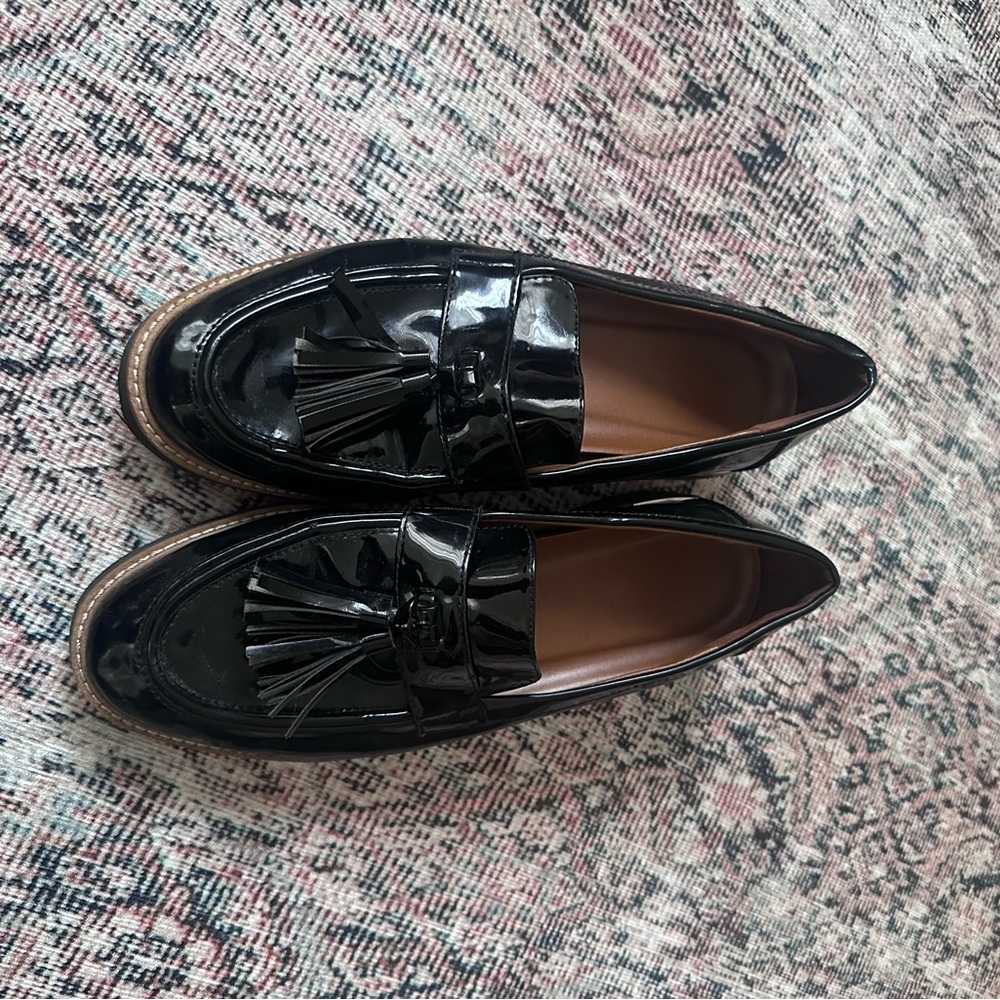 Franco Sarto Women's Carolynn Lug Sole Tassel Loafers- size 8.5